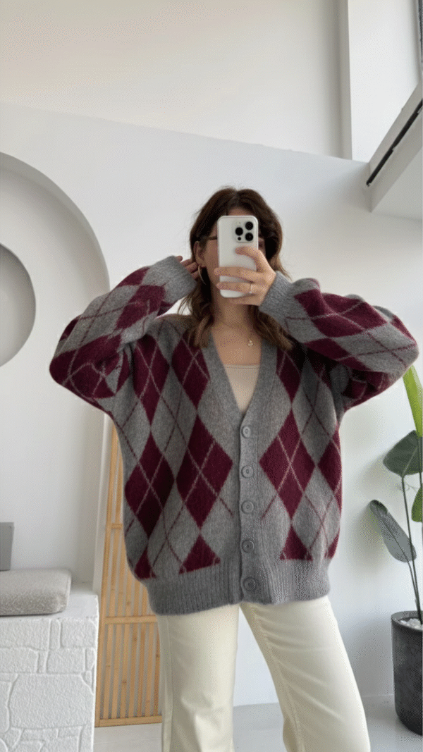baklava oversize cardigan burgundy & gray