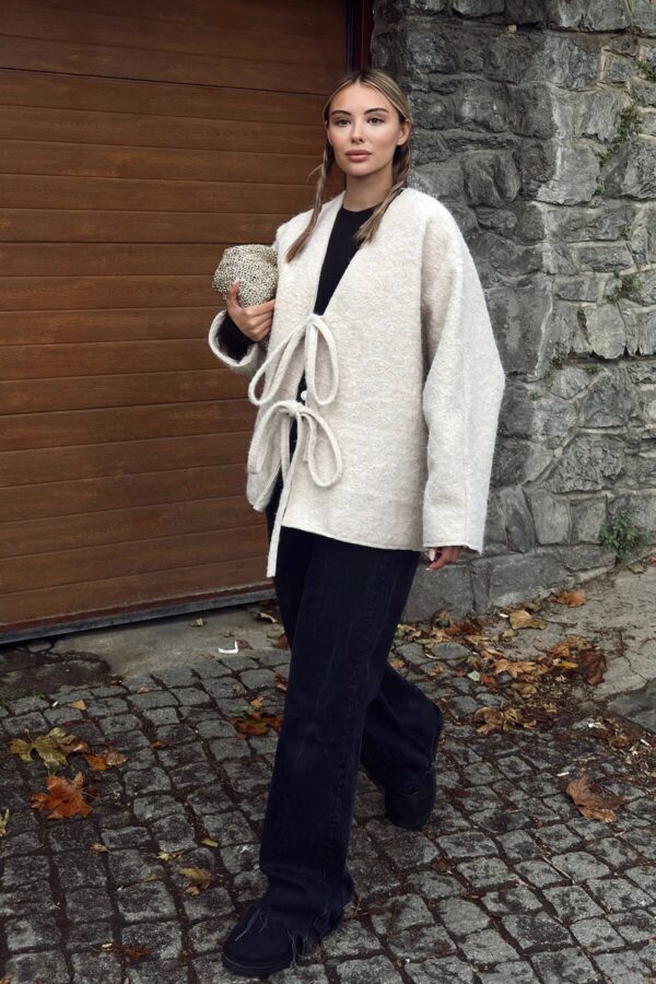 beige oversize tie detailed cashmere jacket