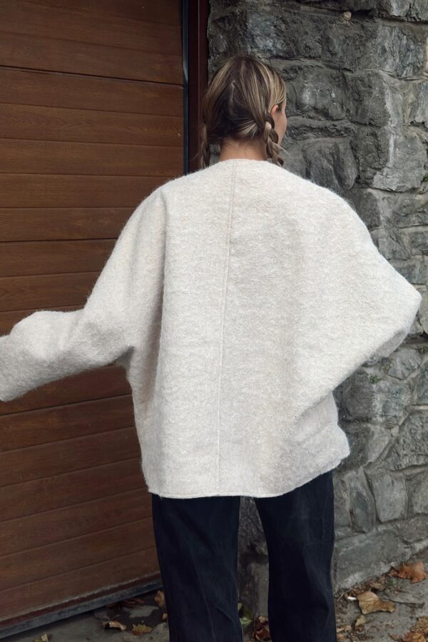 beige oversize tie detailed cashmere jacket