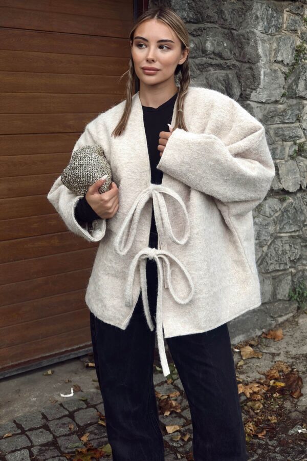 beige oversize tie detailed cashmere jacket