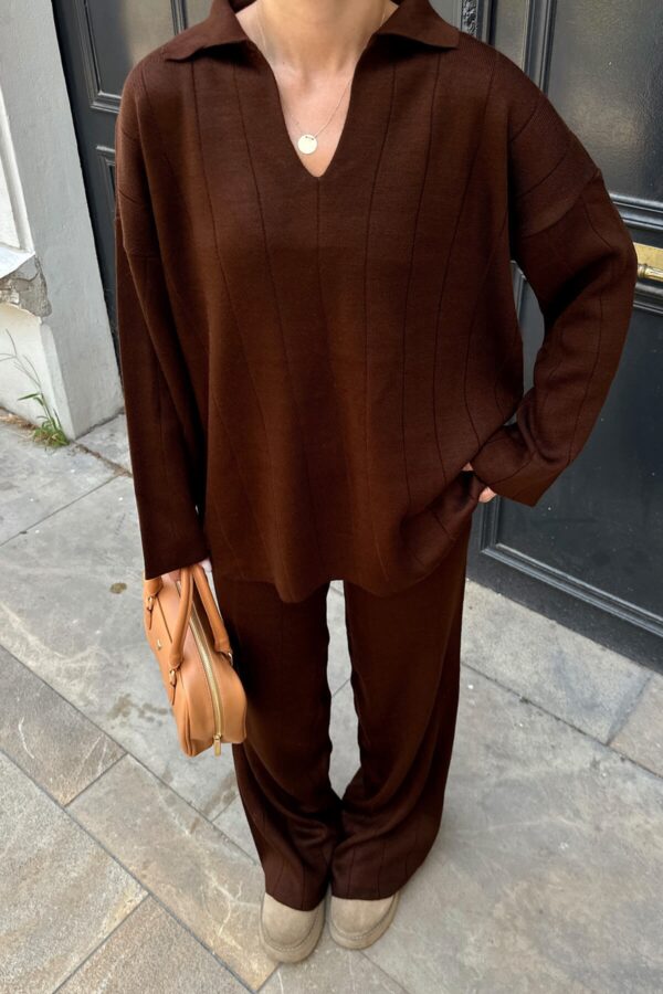 polo collar oversize knitted set beige (copy) polo collar oversize knitted set beige (copy)