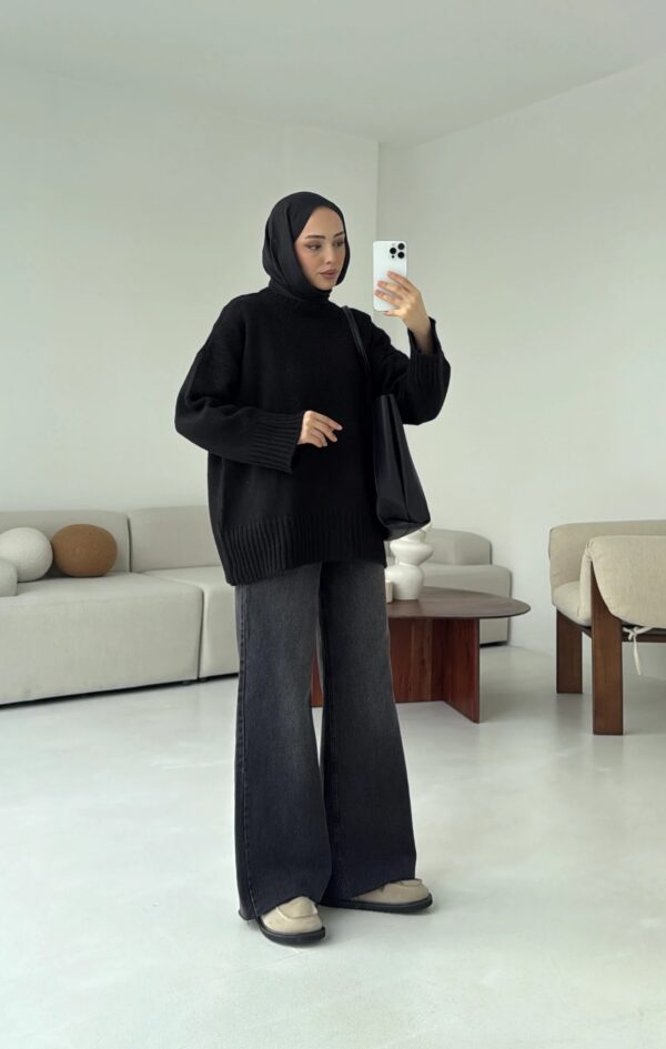 Oversize Knit Sweater - Black