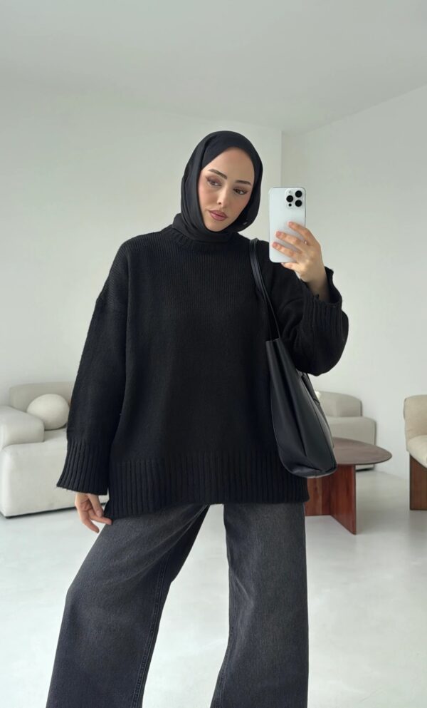 Oversize Knit Sweater - Black