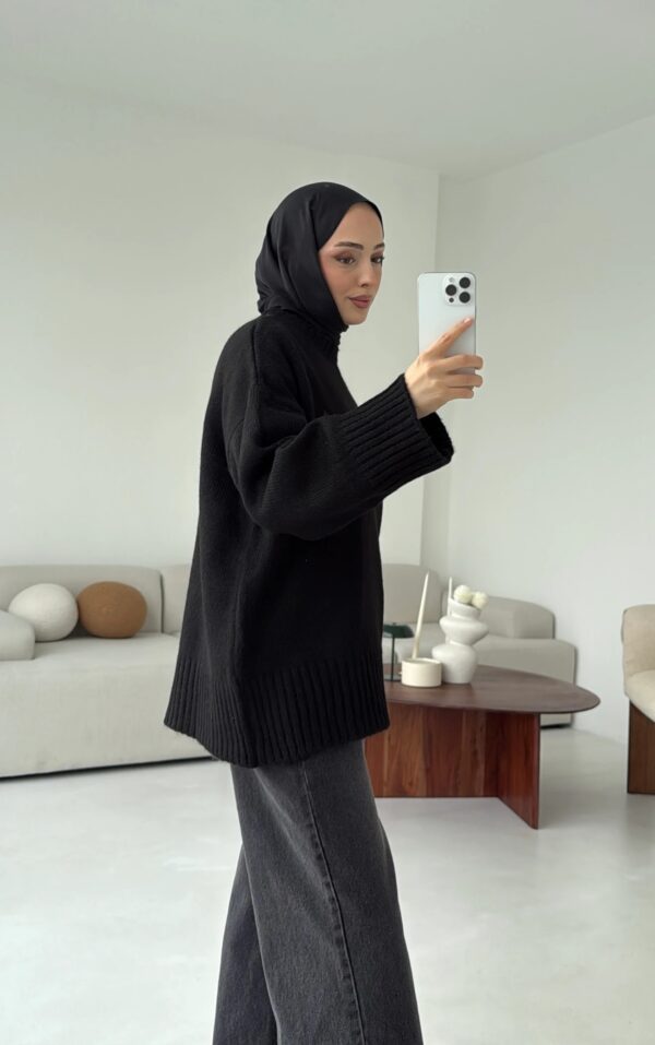 Oversize Knit Sweater - Black