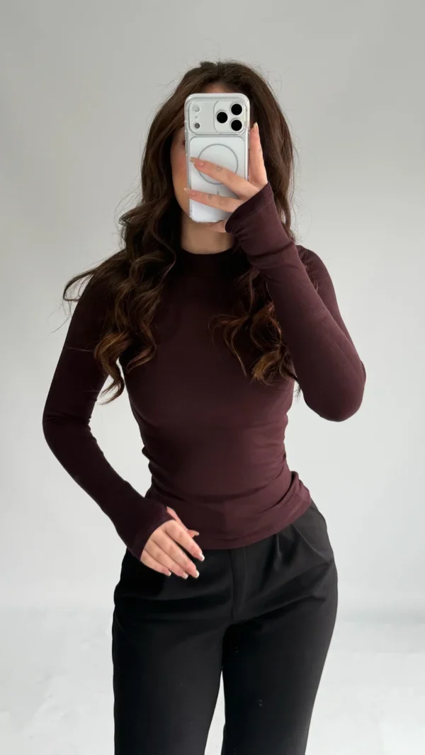 Basic High-Neck Thumbhole Blouse - Brown