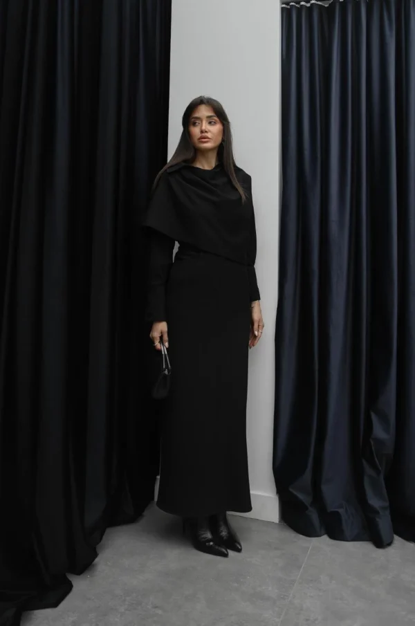 Shirt and Skirt Set with Shawl Detail on the Collar - Black