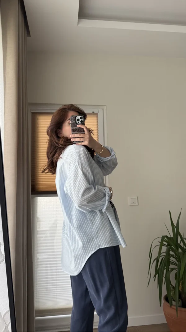 Oversize Striped Shirt - Light Blue