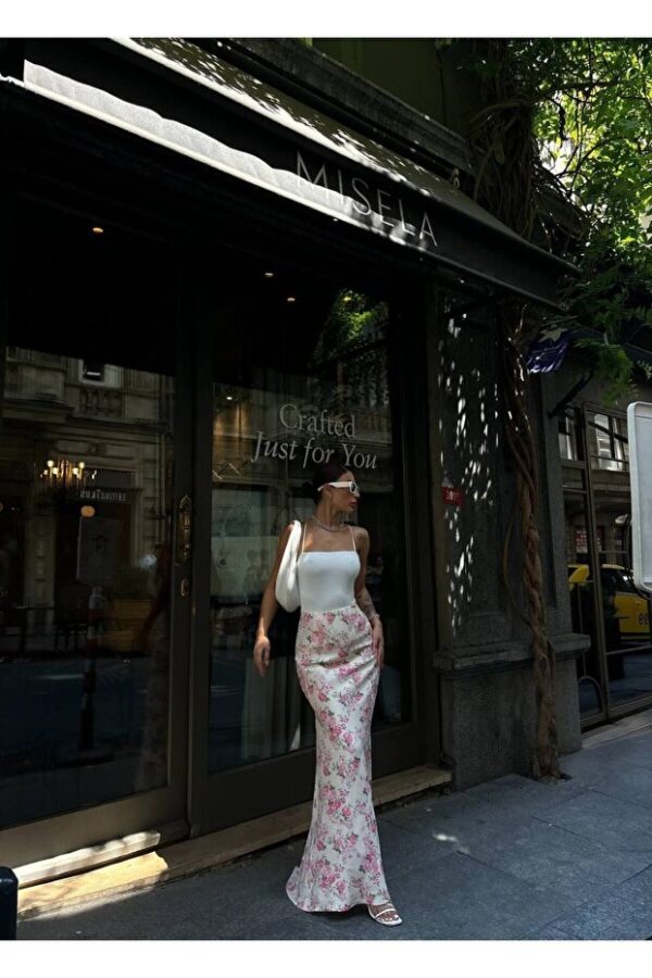 1_org_zoom (4) Flower Patterned Maxi Satin Skirt - Pink